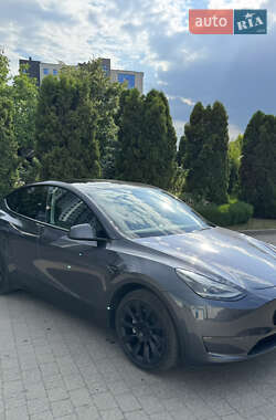 Внедорожник / Кроссовер Tesla Model Y 2023 в 
