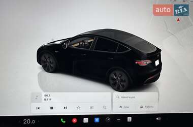 Внедорожник / Кроссовер Tesla Model Y 2024 в 