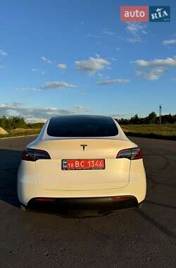 Внедорожник / Кроссовер Tesla Model Y 2023 в 
