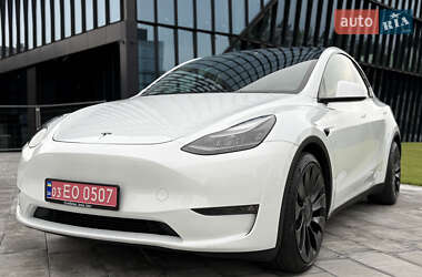 Внедорожник / Кроссовер Tesla Model Y 2023 в 