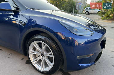 Внедорожник / Кроссовер Tesla Model Y 2024 в 