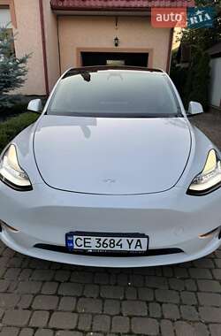 Позашляховик / Кросовер Tesla Model Y 2022 в Чернівцях
