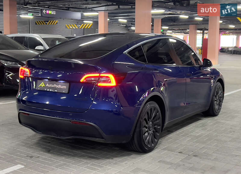 Позашляховик / Кросовер Tesla Model Y 2023 в Києві
