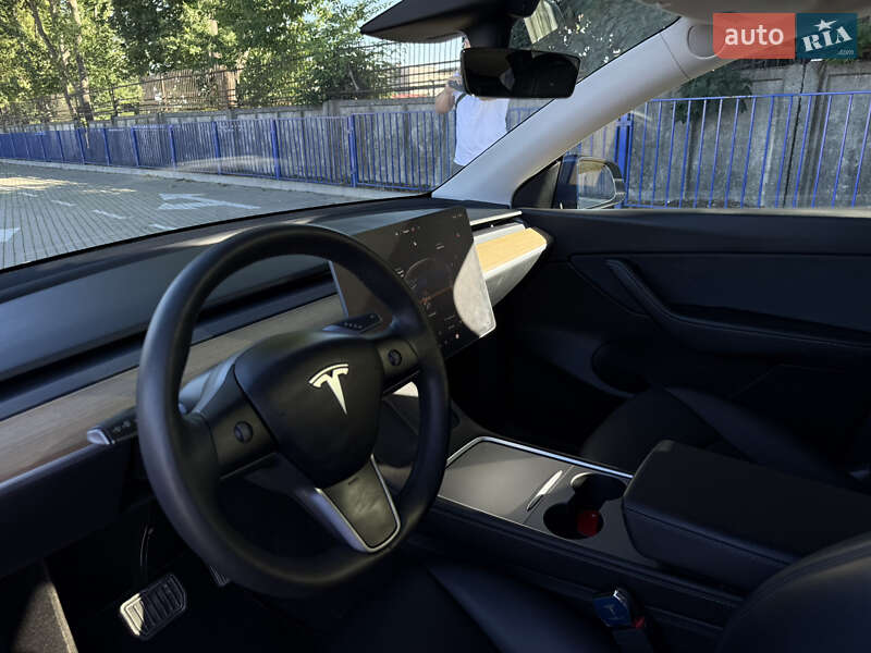 Позашляховик / Кросовер Tesla Model Y 2022 в Тернополі