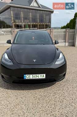 Позашляховик / Кросовер Tesla Model Y 2024 в 