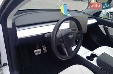 Внедорожник / Кроссовер Tesla Model Y 2020 в 
