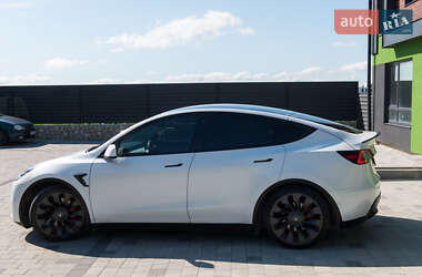 Позашляховик / Кросовер Tesla Model Y 2020 в 