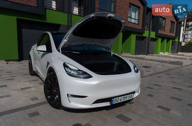 Позашляховик / Кросовер Tesla Model Y 2020 в 
