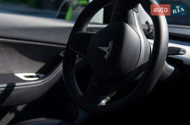 Позашляховик / Кросовер Tesla Model Y 2020 в 