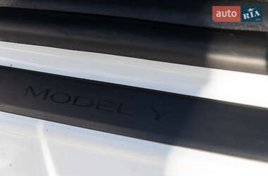 Позашляховик / Кросовер Tesla Model Y 2020 в 