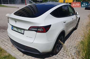 Внедорожник / Кроссовер Tesla Model Y 2021 в 