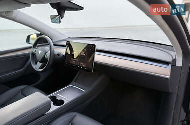 Внедорожник / Кроссовер Tesla Model Y 2022 в 