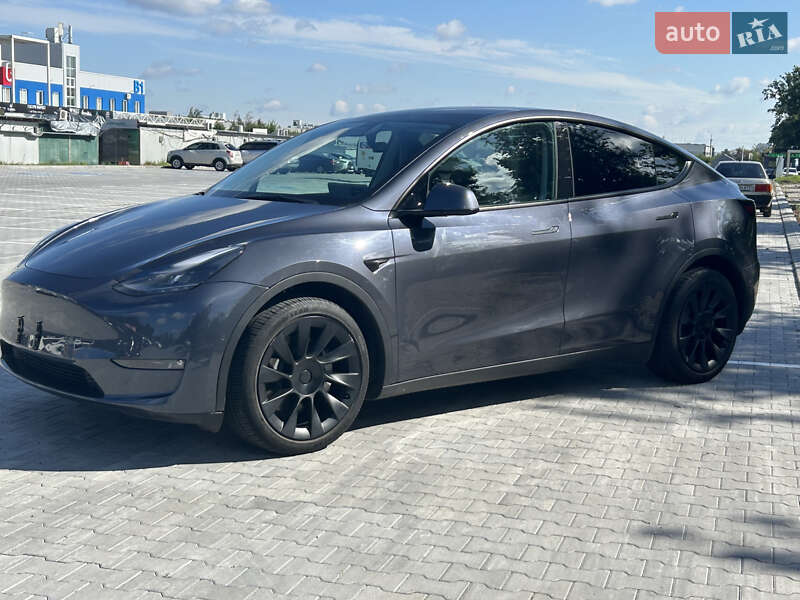Позашляховик / Кросовер Tesla Model Y 2021 в Києві