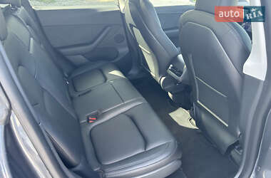 Позашляховик / Кросовер Tesla Model Y 2021 в 
