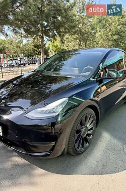 Внедорожник / Кроссовер Tesla Model Y 2020 в 