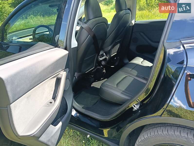 Внедорожник / Кроссовер Tesla Model Y 2023 в Сквире