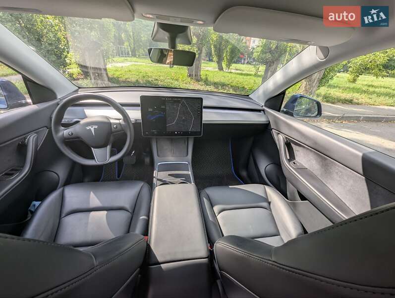 Позашляховик / Кросовер Tesla Model Y 2021 в Харкові