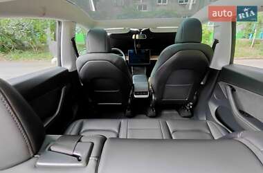 Внедорожник / Кроссовер Tesla Model Y 2020 в 