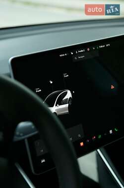 Внедорожник / Кроссовер Tesla Model Y 2020 в 