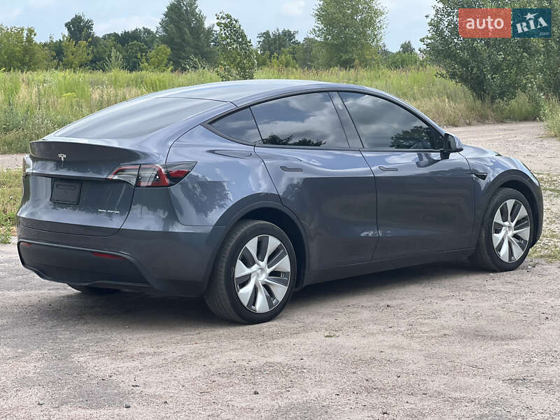 Внедорожник / Кроссовер Tesla Model Y 2023 в Василькове