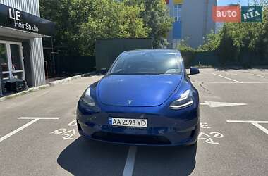 Внедорожник / Кроссовер Tesla Model Y 2024 в 