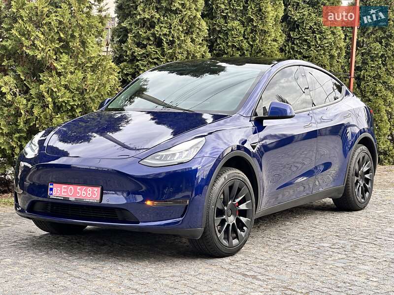 Позашляховик / Кросовер Tesla Model Y 2021 в Харкові