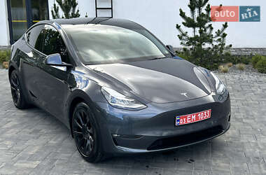 Внедорожник / Кроссовер Tesla Model Y 2021 в 