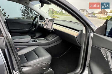 Внедорожник / Кроссовер Tesla Model Y 2021 в 