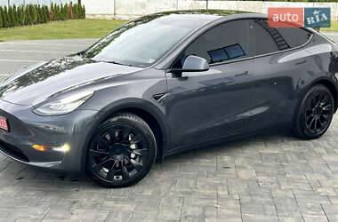 Внедорожник / Кроссовер Tesla Model Y 2021 в 