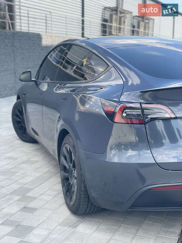 Внедорожник / Кроссовер Tesla Model Y 2021 в Луцке
