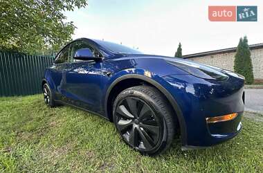 Внедорожник / Кроссовер Tesla Model Y 2023 в 