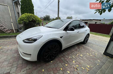 Внедорожник / Кроссовер Tesla Model Y 2021 в 