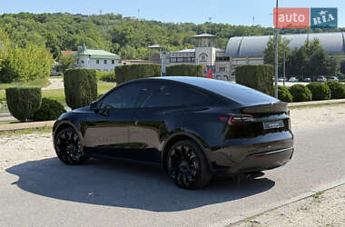 Внедорожник / Кроссовер Tesla Model Y 2023 в 