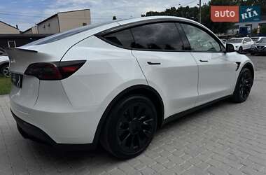 Внедорожник / Кроссовер Tesla Model Y 2024 в 