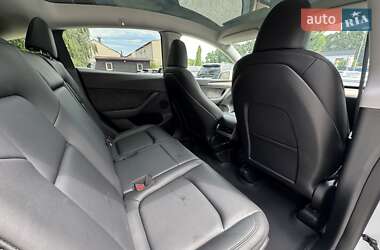 Внедорожник / Кроссовер Tesla Model Y 2024 в 