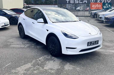 Внедорожник / Кроссовер Tesla Model Y 2023 в Киеве