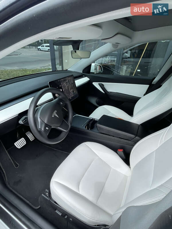 Позашляховик / Кросовер Tesla Model Y 2021 в Житомирі фото 5 Позашляховик / Кросовер Tesla Model Y 2021 в Житомирі