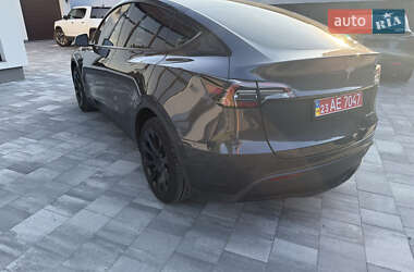 Внедорожник / Кроссовер Tesla Model Y 2024 в 