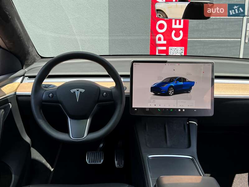 Внедорожник / Кроссовер Tesla Model Y 2023 в Киеве