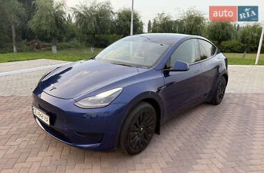 Внедорожник / Кроссовер Tesla Model Y 2023 в 