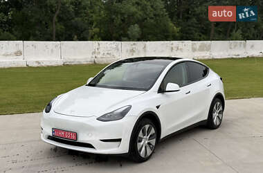 Внедорожник / Кроссовер Tesla Model Y 2023 в 