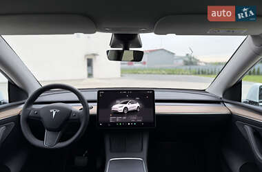 Внедорожник / Кроссовер Tesla Model Y 2023 в 