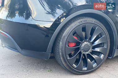 Внедорожник / Кроссовер Tesla Model Y 2022 в 