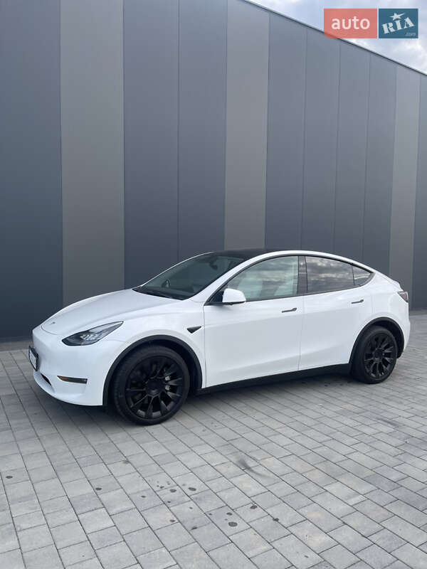 Внедорожник / Кроссовер Tesla Model Y 2022 в Хмельницком