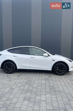 Внедорожник / Кроссовер Tesla Model Y 2022 в 