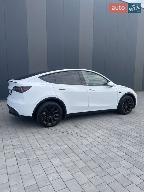 Внедорожник / Кроссовер Tesla Model Y 2022 в Хмельницком