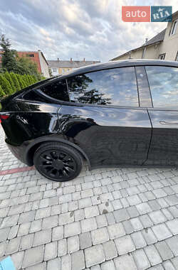Внедорожник / Кроссовер Tesla Model Y 2021 в 