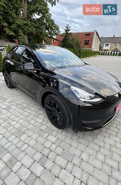 Внедорожник / Кроссовер Tesla Model Y 2021 в 