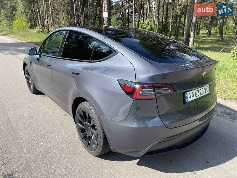 Внедорожник / Кроссовер Tesla Model Y 2023 в Киеве