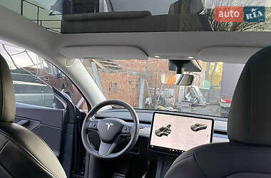 Внедорожник / Кроссовер Tesla Model Y 2021 в 